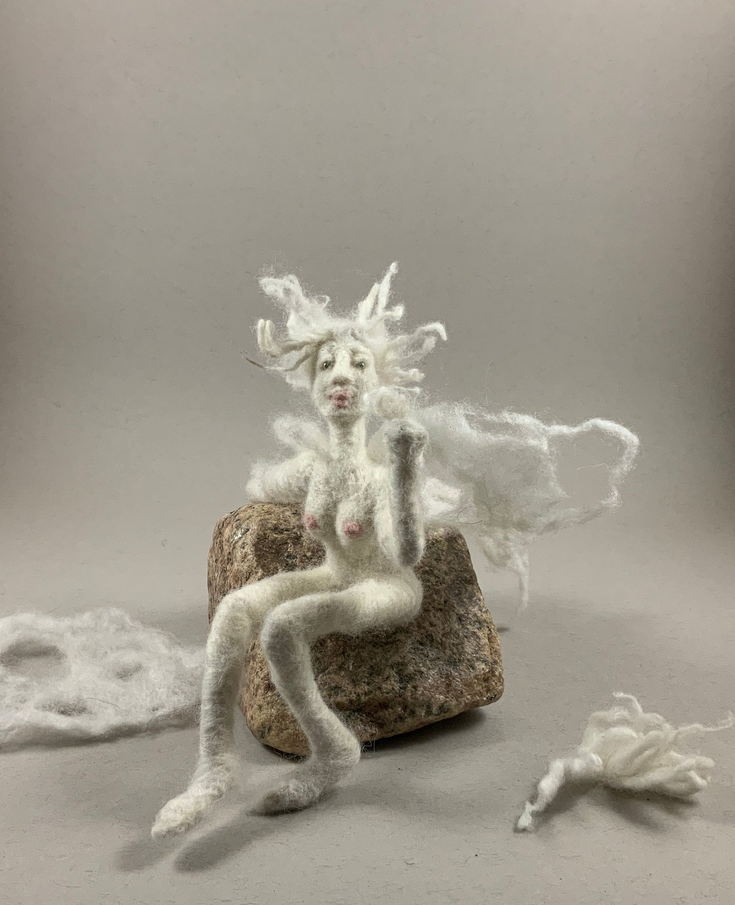 Feutrage à l’aiguille: La fée feutrine