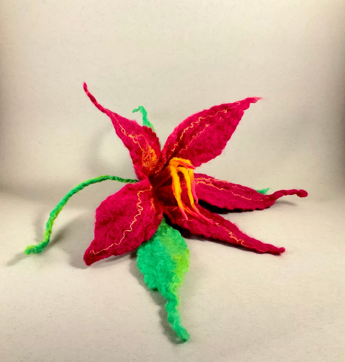 Grande fleur feutrée #2